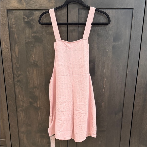 Light Pink Textured Shorts - Picture 4 of 4